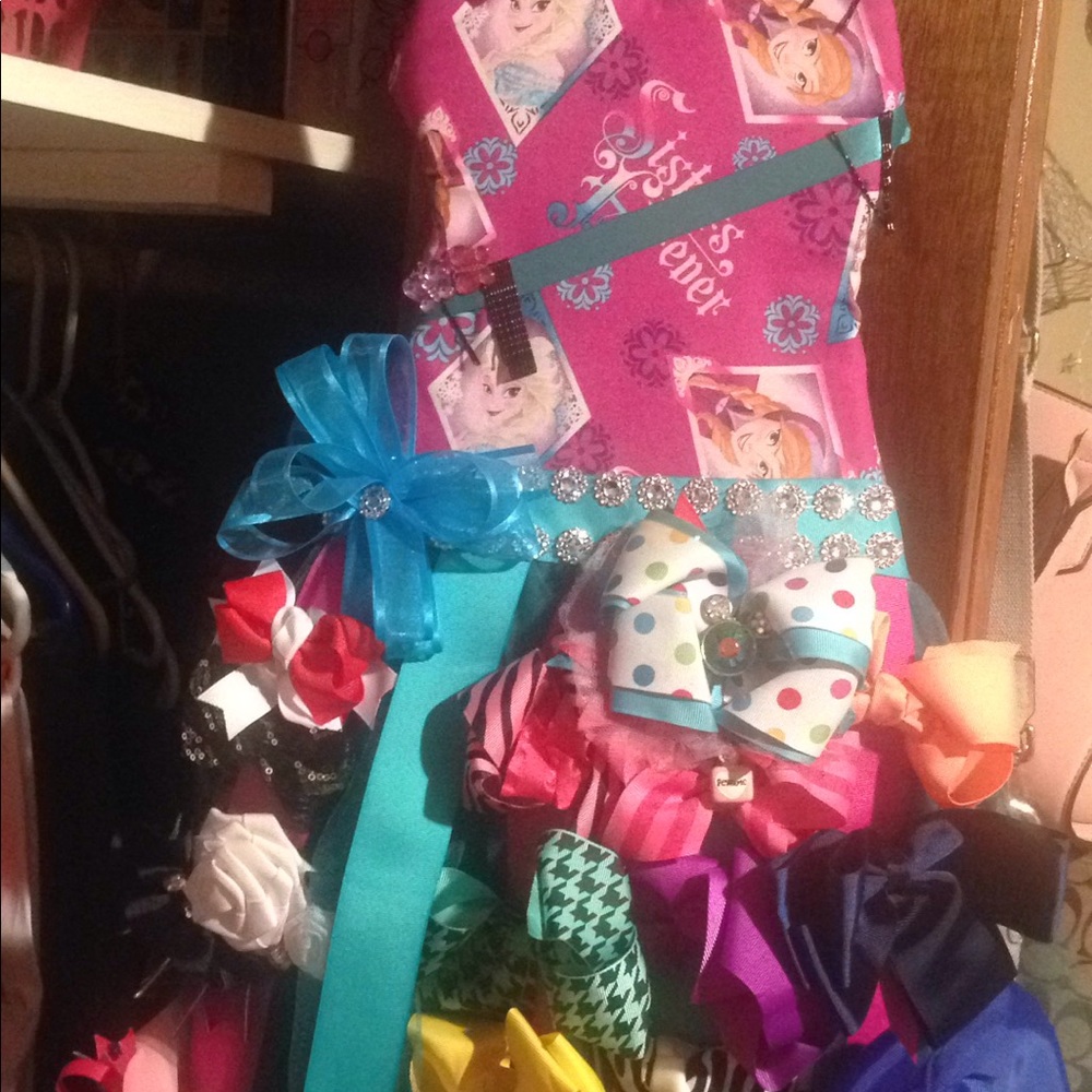 Dress - Picture 3 of 3